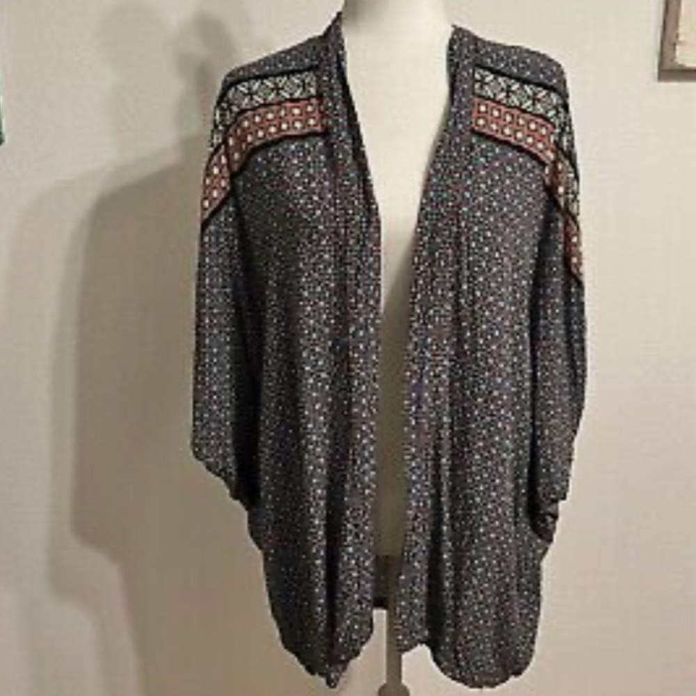 Victoria Secret cover up/ shrugs